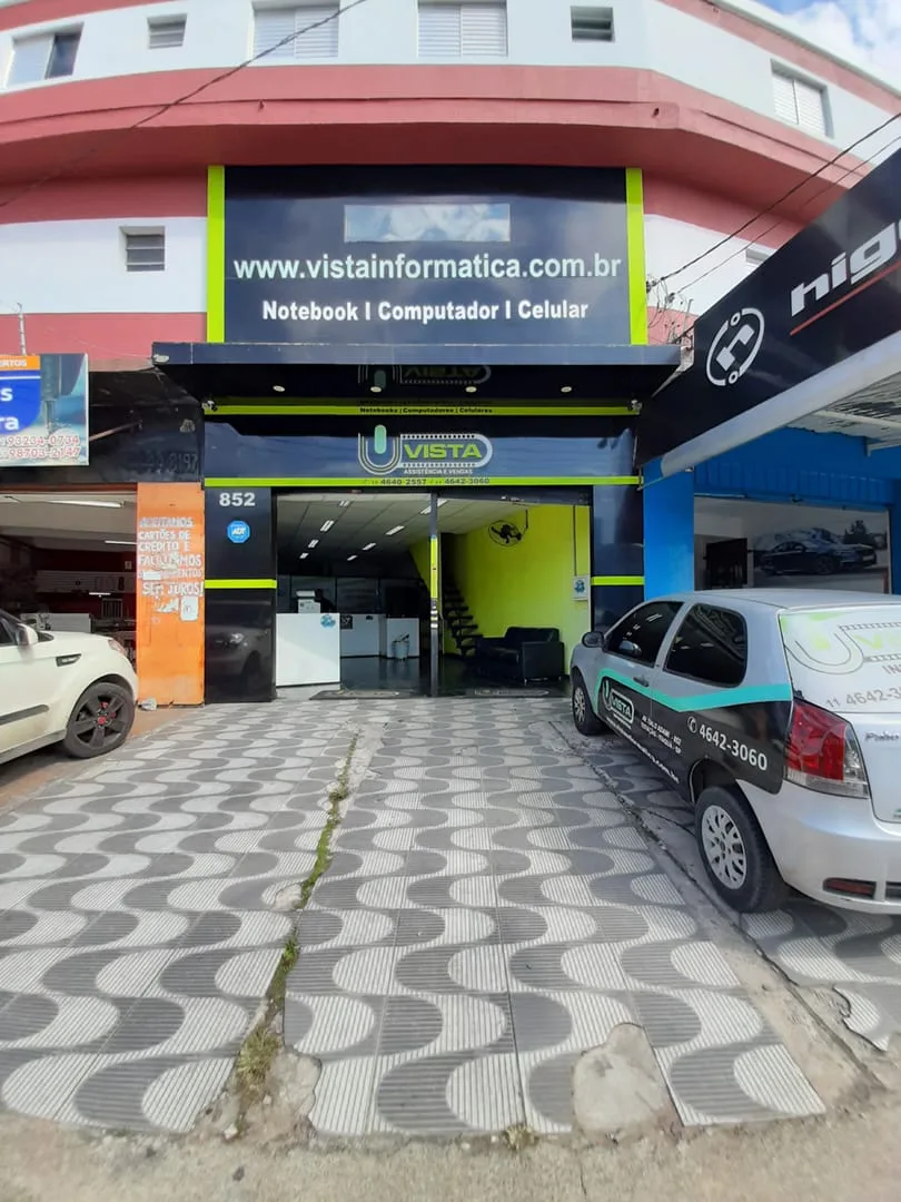 Fachada da Vista Informática na Av. Ítalo Adami 852, assistência técnica em Itaquaquecetuba