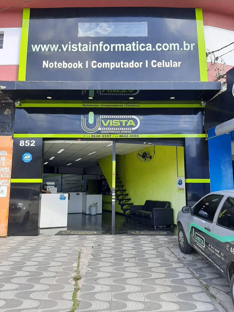 Fachada frontal da Vista Informática na Av. Ítalo Adami 852 em Itaquaquecetuba